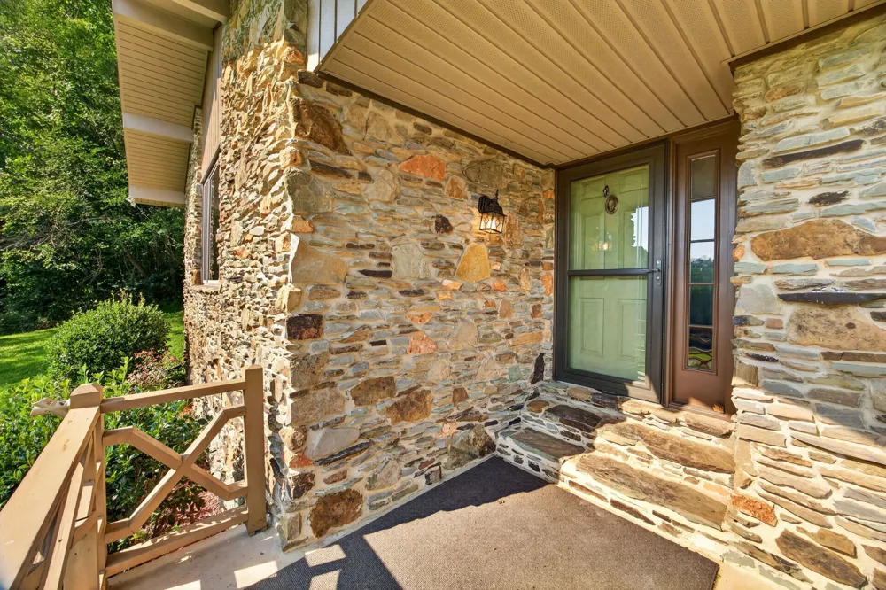 2410 Browns Mill Rd Cookeville, TN 38506