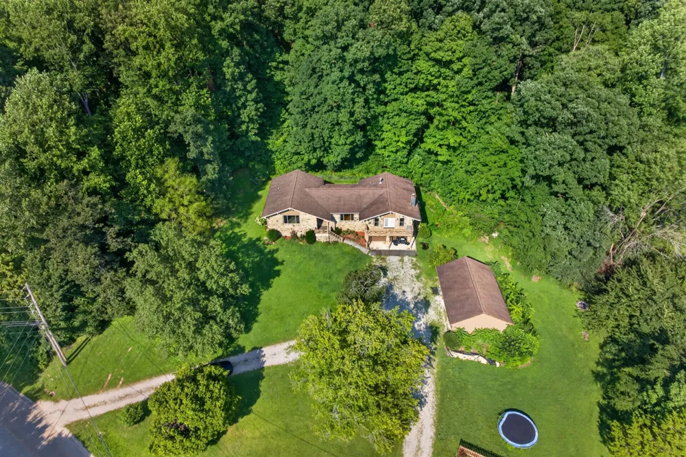 2410 Browns Mill Rd Cookeville, TN 38506
