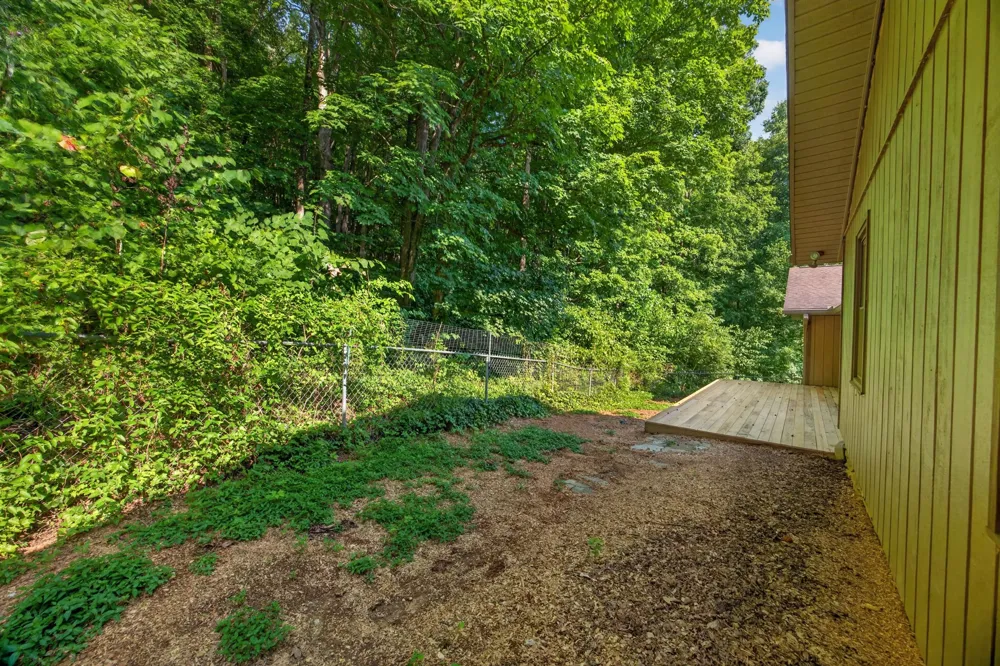 2410 Browns Mill Rd Cookeville, TN 38506