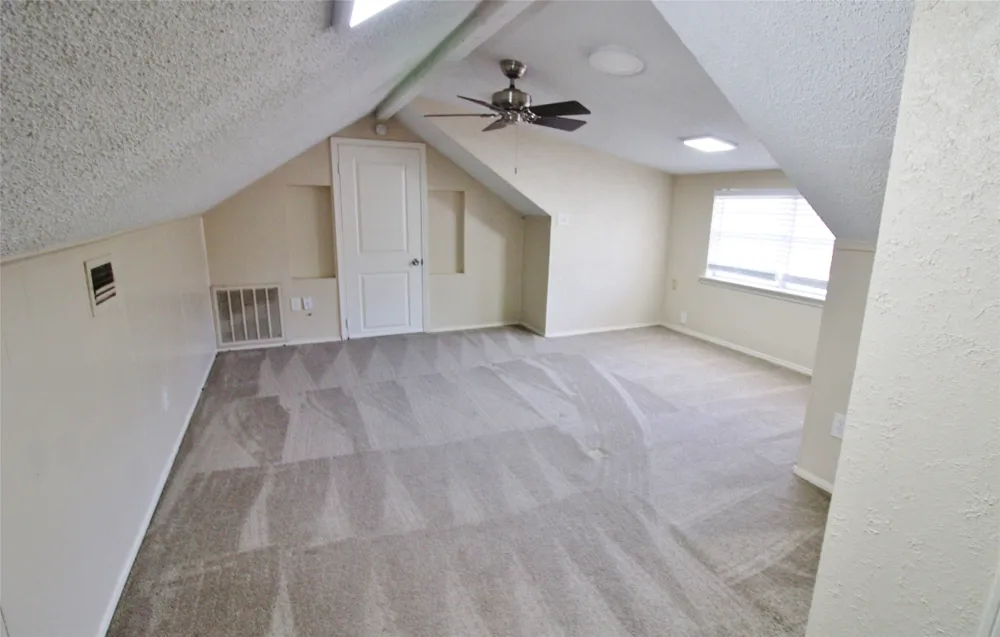 900 Valley Ridge Drive DeSoto, TX 75115