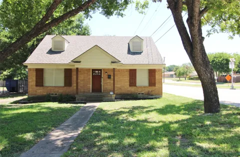 900 Valley Ridge Drive