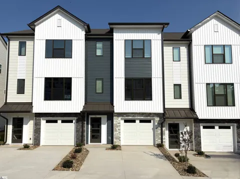 21 Pikewood Lane