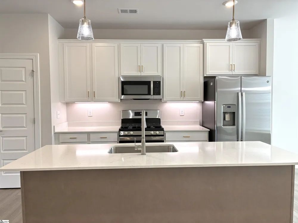 21 Pikewood Lane Greenville, SC 29607
