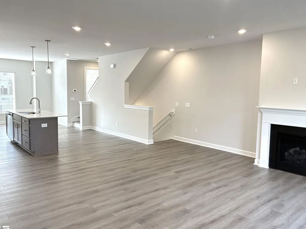 21 Pikewood Lane Greenville, SC 29607