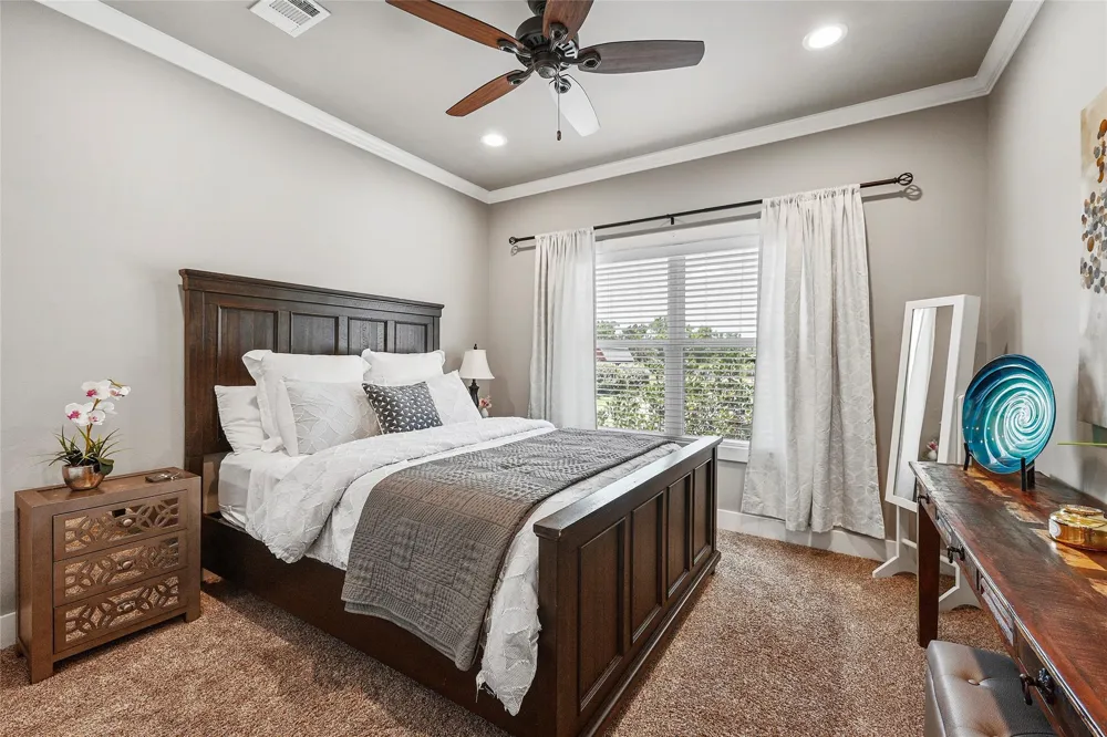 831 Mimosa Lane Franklin, TX 77856