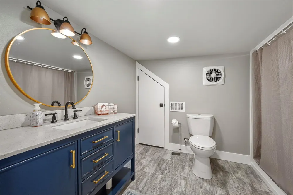 831 Mimosa Lane Franklin, TX 77856