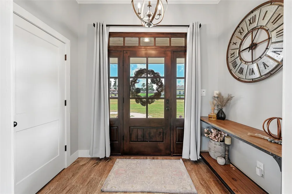 831 Mimosa Lane Franklin, TX 77856