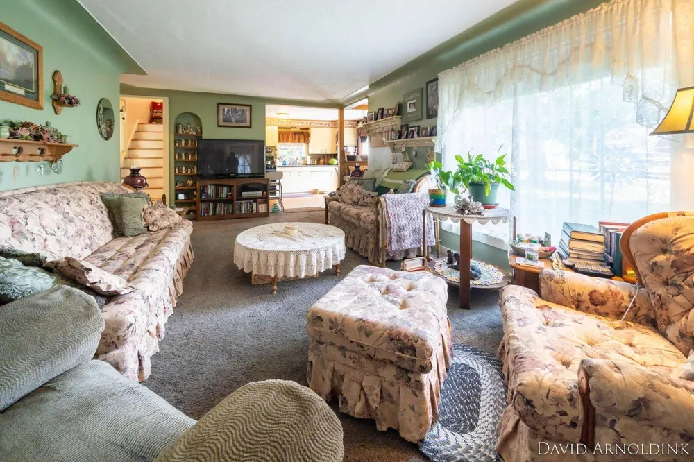 2333 Riley Court Hudsonville, MI 49426
