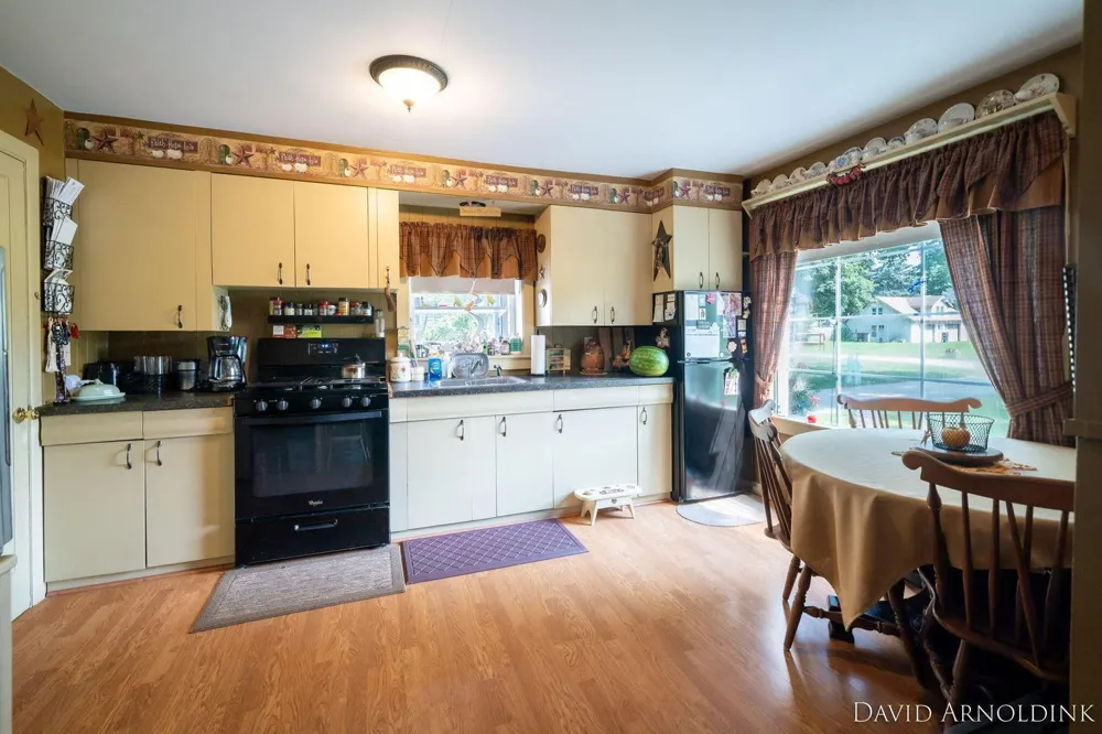 2333 Riley Court Hudsonville, MI 49426
