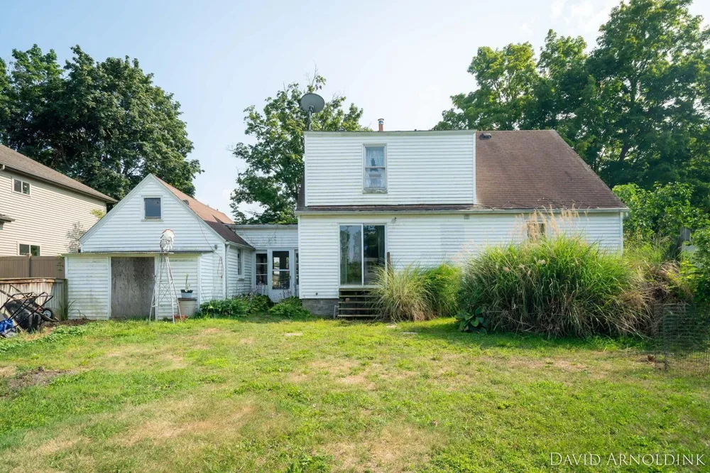2333 Riley Court Hudsonville, MI 49426