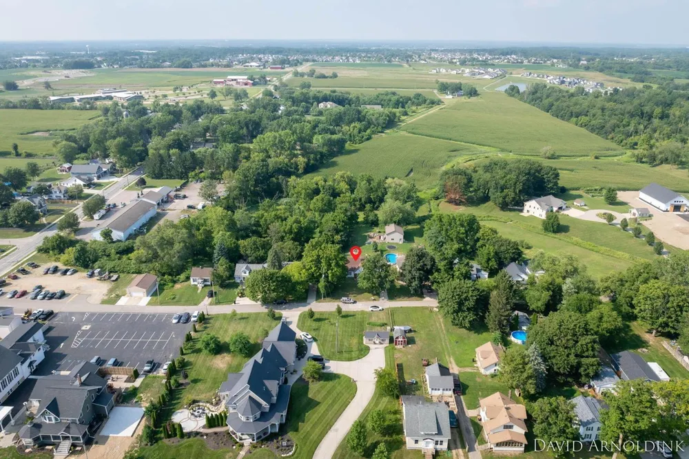 2333 Riley Court Hudsonville, MI 49426