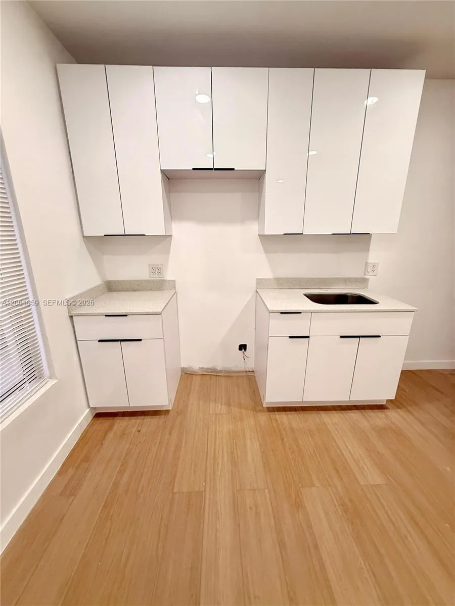 125 SW 19th Ave #2 Miami, FL 33135