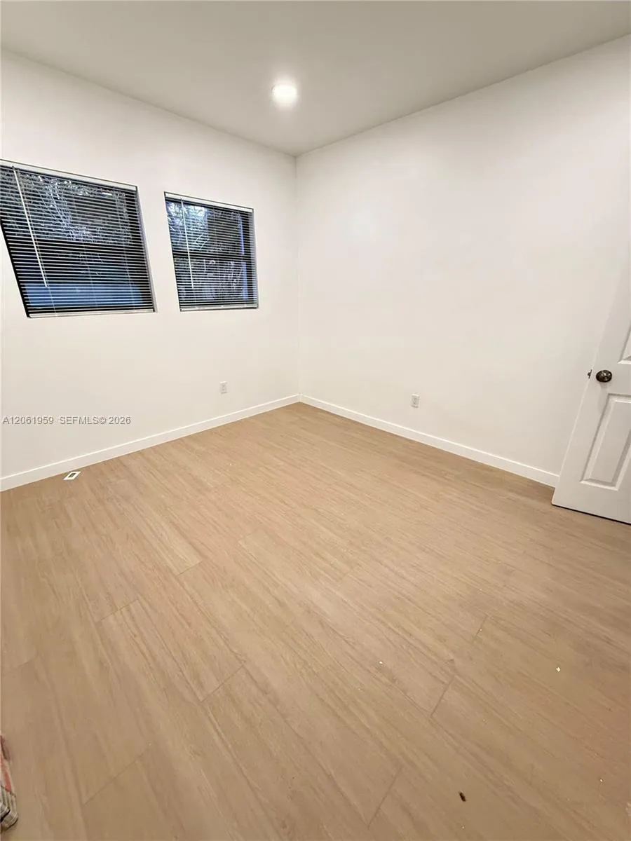 125 SW 19th Ave #2 Miami, FL 33135
