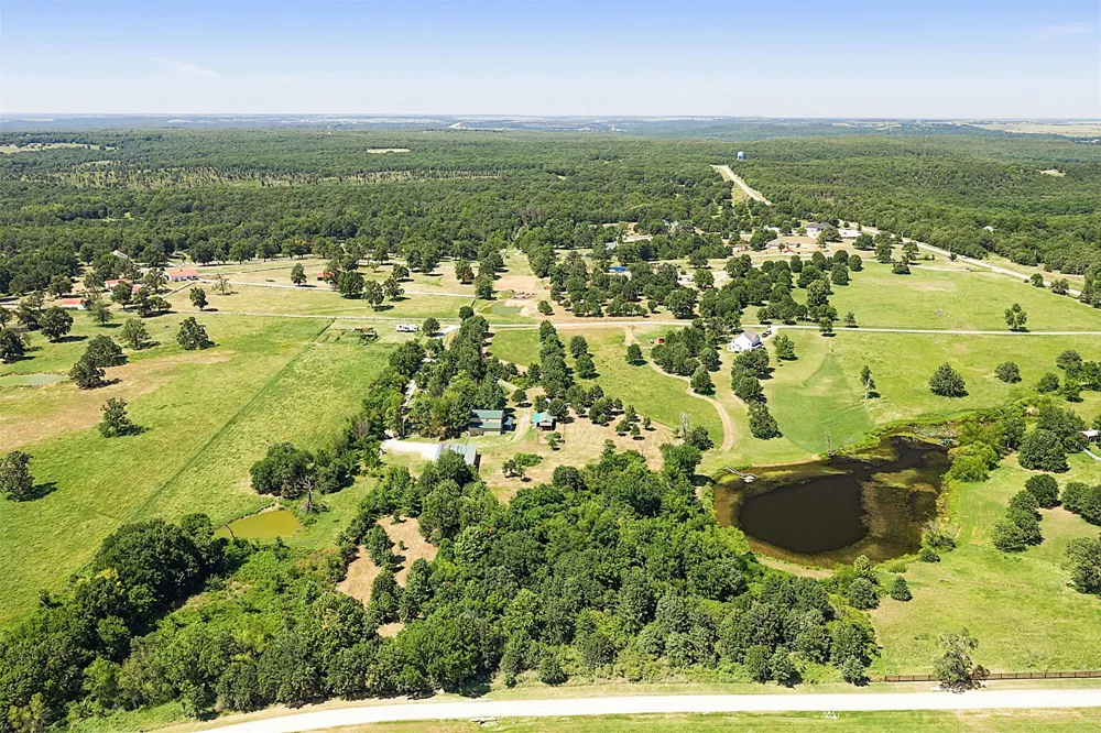 4658 W Diamond Oak Drive Skiatook, OK 74070