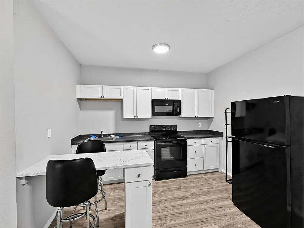 4658 W Diamond Oak Drive Skiatook, OK 74070