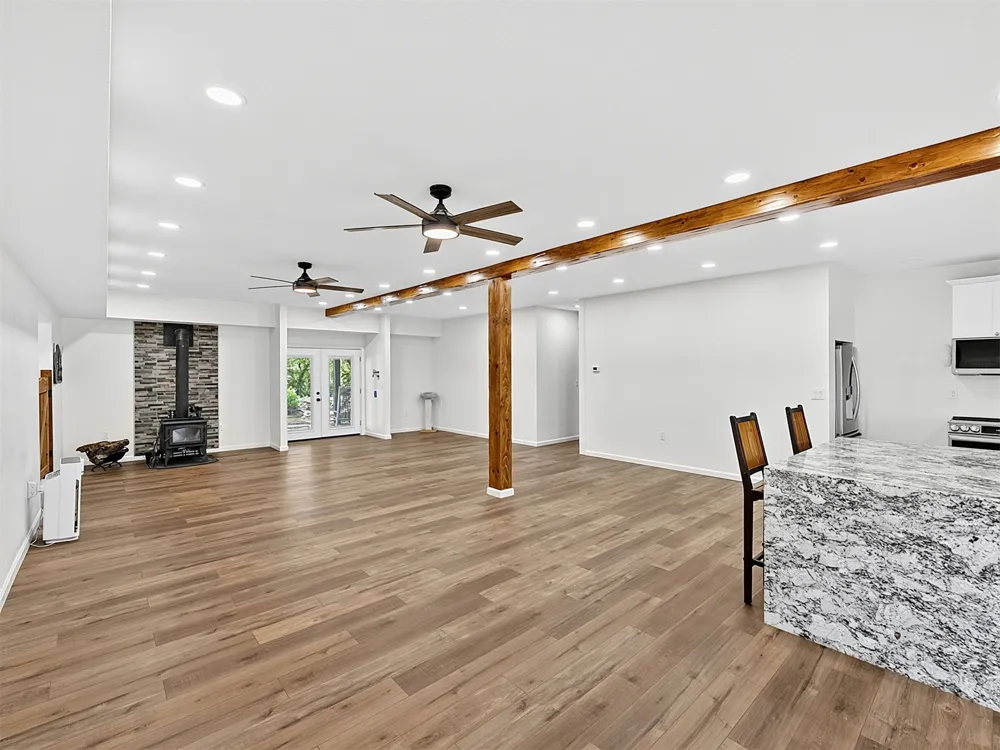 4658 W Diamond Oak Drive Skiatook, OK 74070