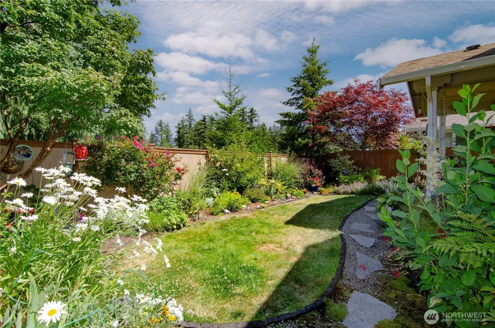 8210 Vashon Drive NE Lacey, WA 98516