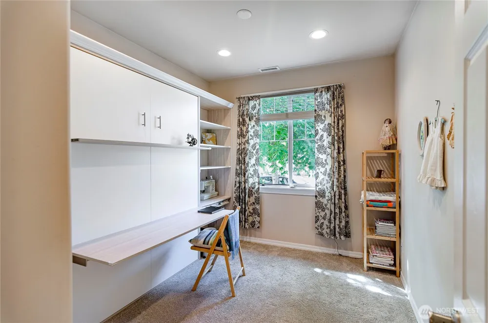 8210 Vashon Drive NE Lacey, WA 98516