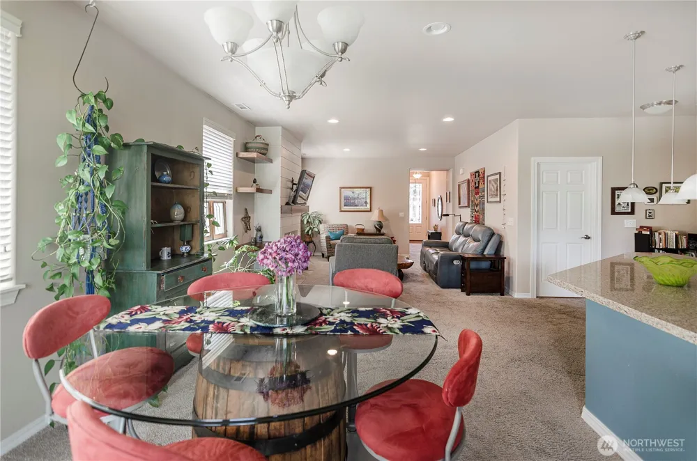 8210 Vashon Drive NE Lacey, WA 98516
