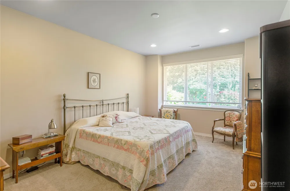 8210 Vashon Drive NE Lacey, WA 98516