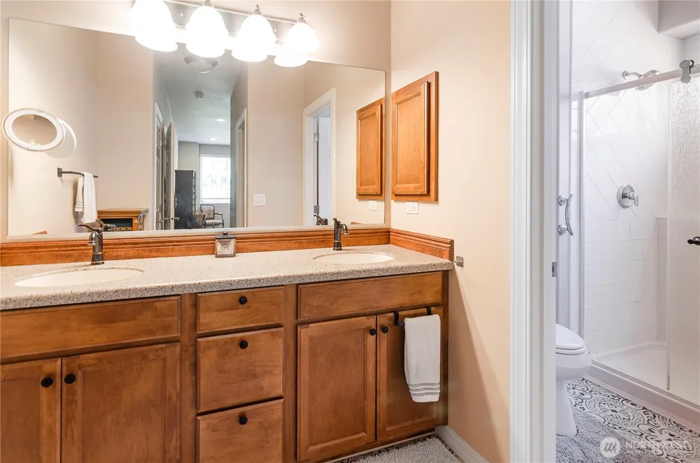 8210 Vashon Drive NE Lacey, WA 98516