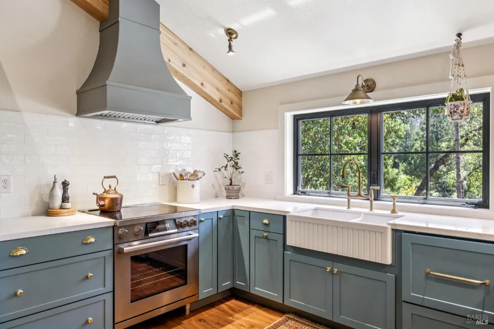 4627 Lake County Highway Calistoga, CA 94515