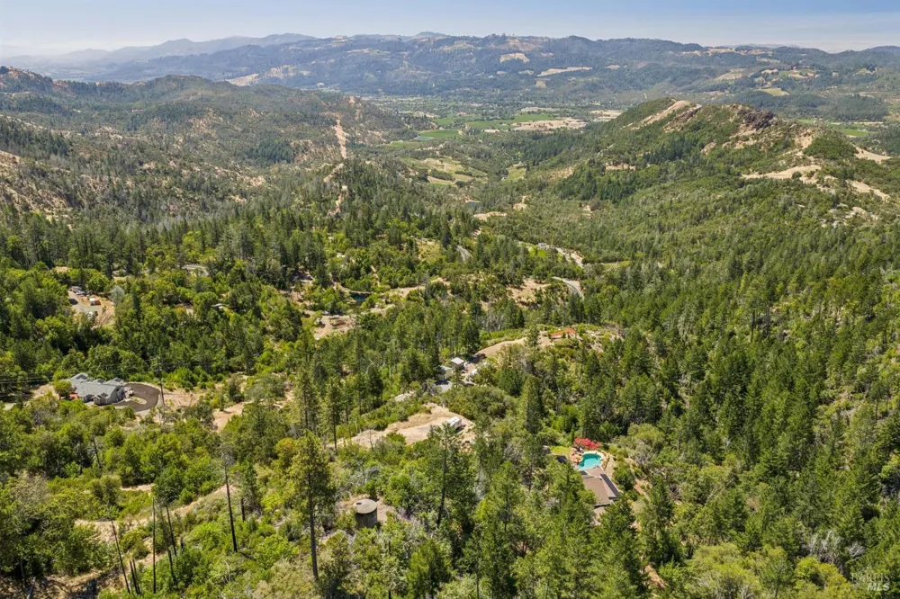 4627 Lake County Highway Calistoga, CA 94515