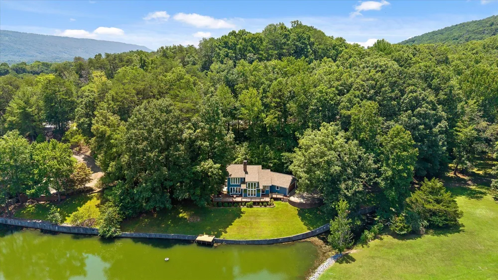 488 Lake Hills Drive Trenton, GA 30752