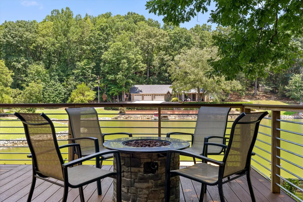 488 Lake Hills Drive Trenton, GA 30752