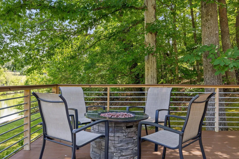 488 Lake Hills Drive Trenton, GA 30752