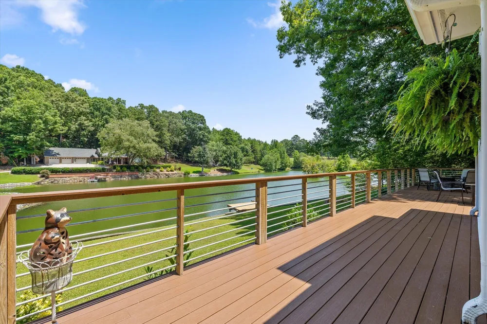 488 Lake Hills Drive Trenton, GA 30752