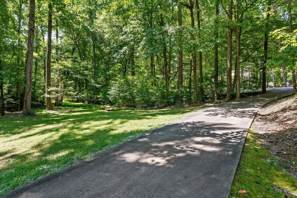 488 Lake Hills Drive Trenton, GA 30752