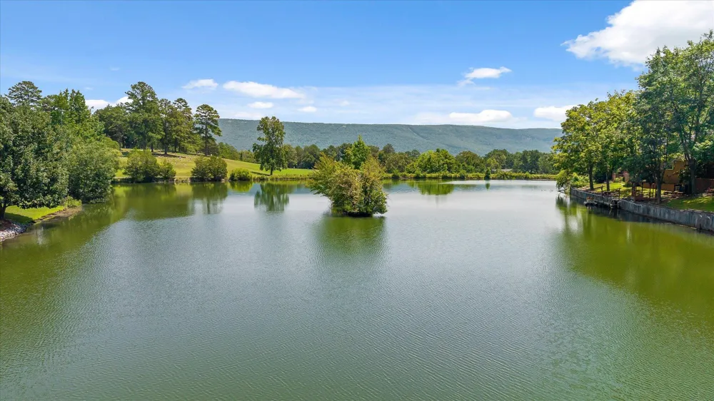 488 Lake Hills Drive Trenton, GA 30752