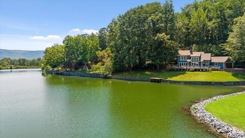 488 Lake Hills Drive Trenton, GA 30752