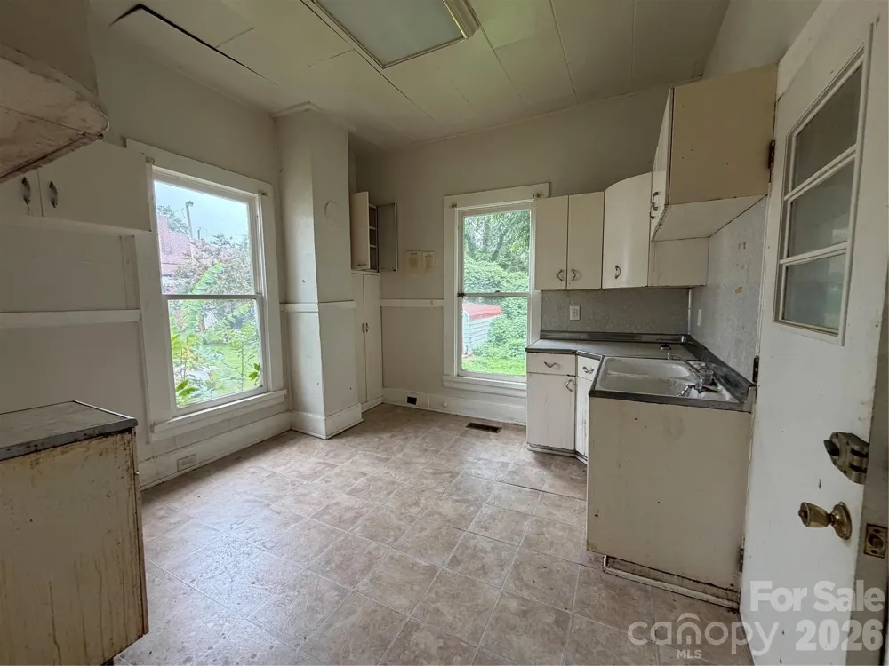 238 Garfield Street Statesville, NC 28677