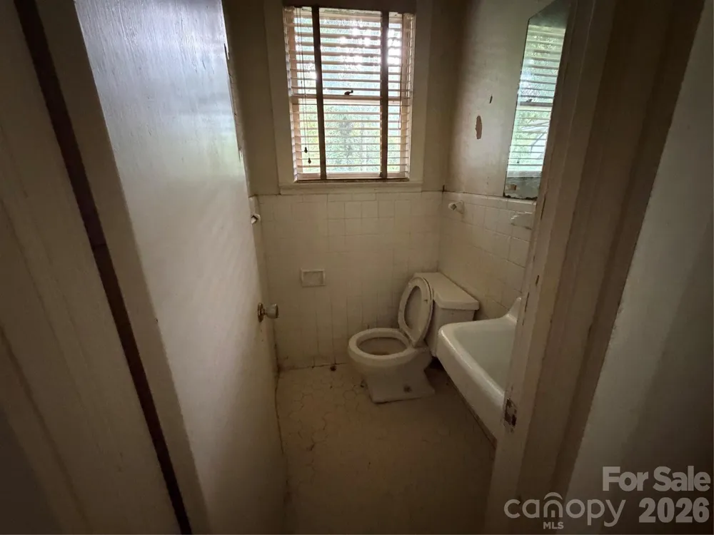 238 Garfield Street Statesville, NC 28677