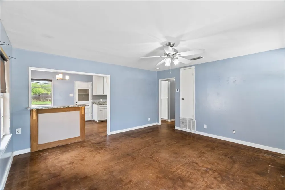 4126 Barnes Street Corpus Christi, TX 78411