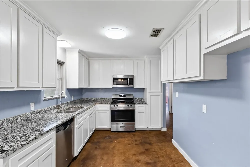 4126 Barnes Street Corpus Christi, TX 78411
