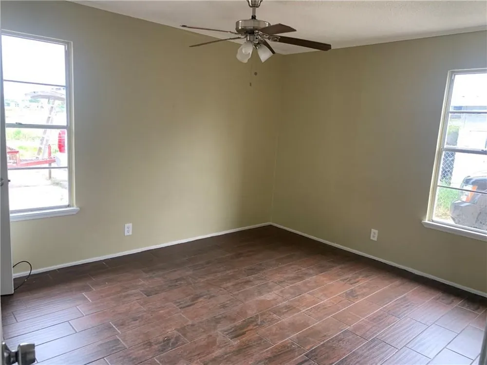 6026 Orms Drive Corpus Christi, TX 78412