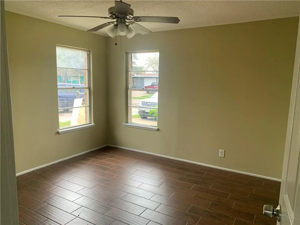 6026 Orms Drive Corpus Christi, TX 78412