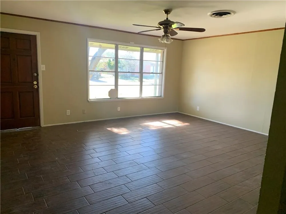 6026 Orms Drive Corpus Christi, TX 78412