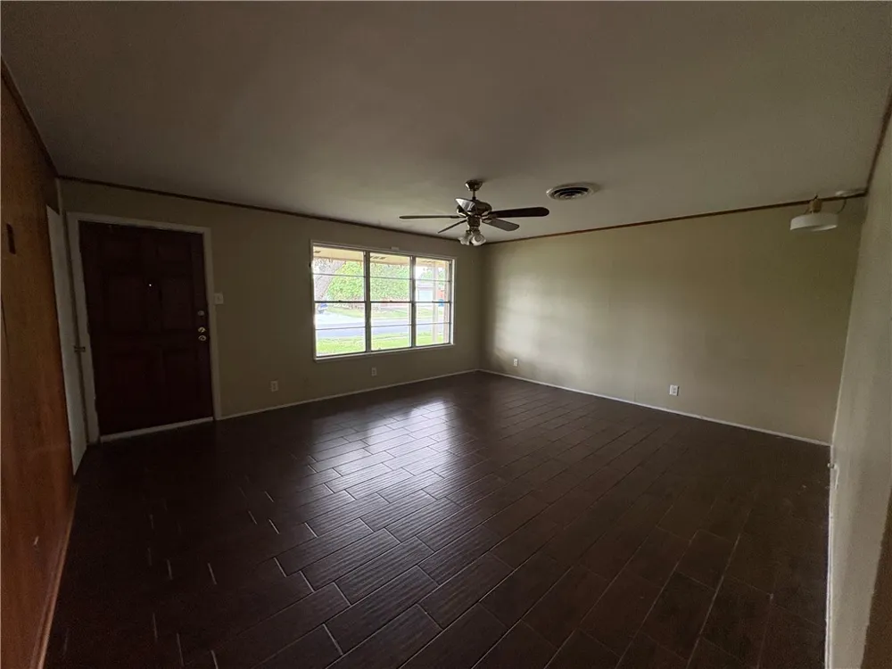 6026 Orms Drive Corpus Christi, TX 78412