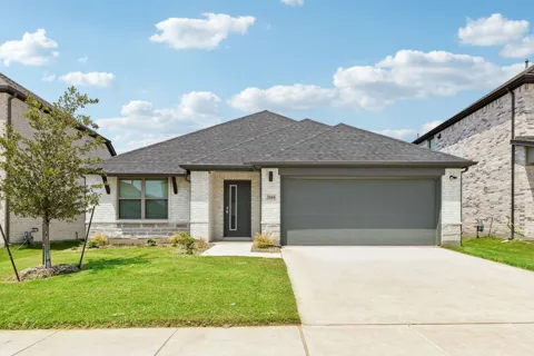 3203 Azalea Lane