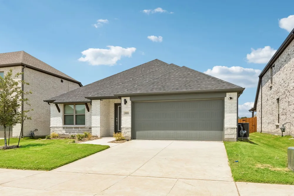 3203 Azalea Lane Gunter, TX 75058