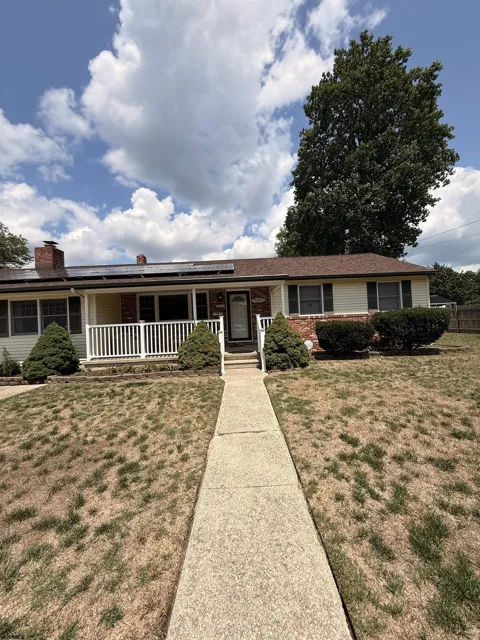 504 Pierce Ave