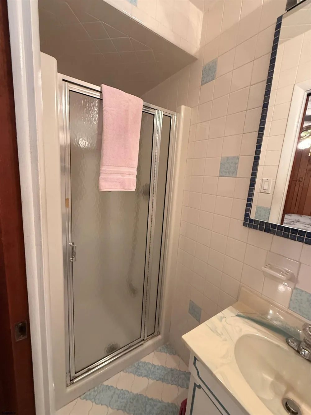 504 Pierce Ave Linwood, NJ 08221