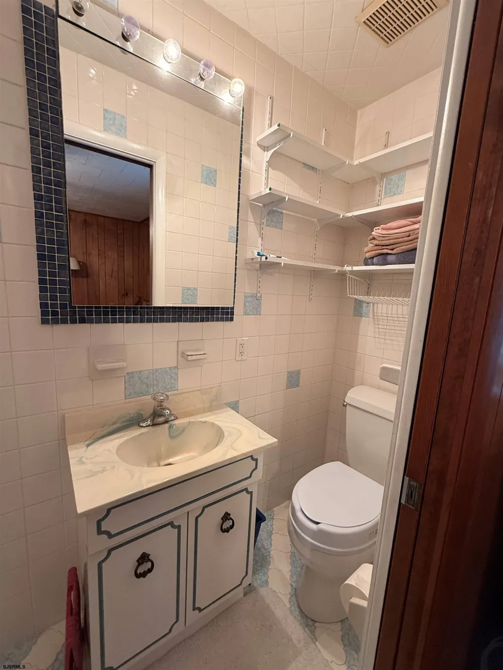 504 Pierce Ave Linwood, NJ 08221