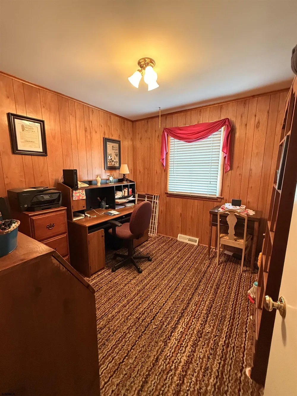 504 Pierce Ave Linwood, NJ 08221