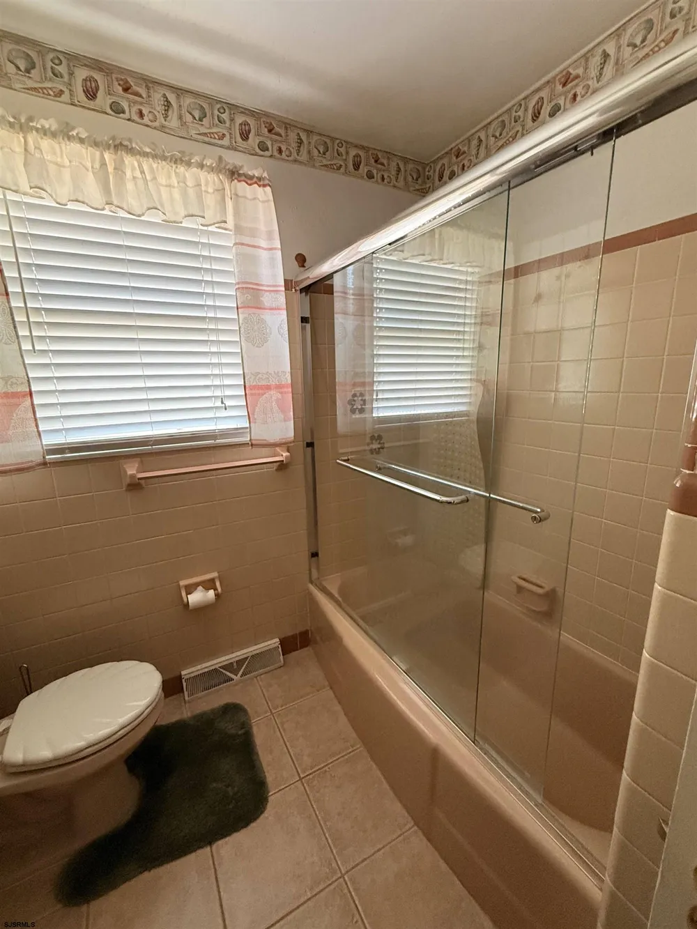 504 Pierce Ave Linwood, NJ 08221