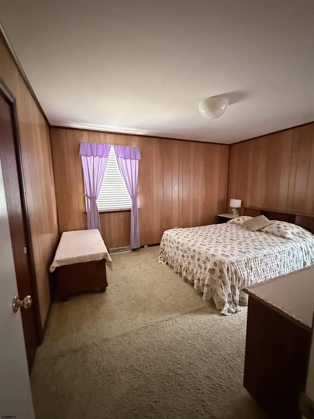 504 Pierce Ave Linwood, NJ 08221